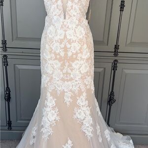 Signature White and Cream Floral Lace Wedding Dress